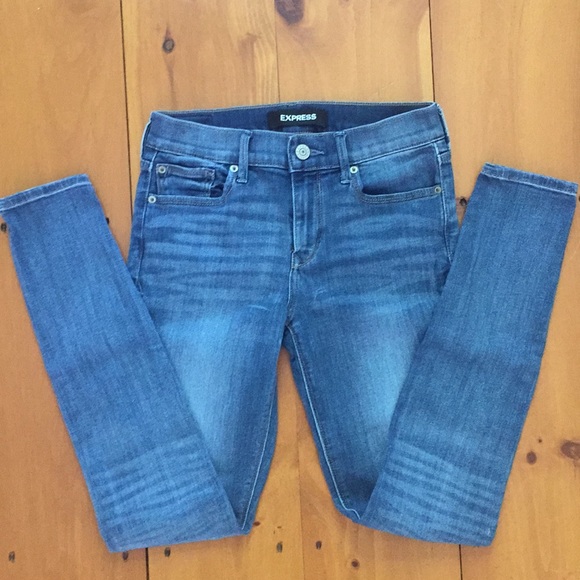 Express Jeans - Picture 2 of 5